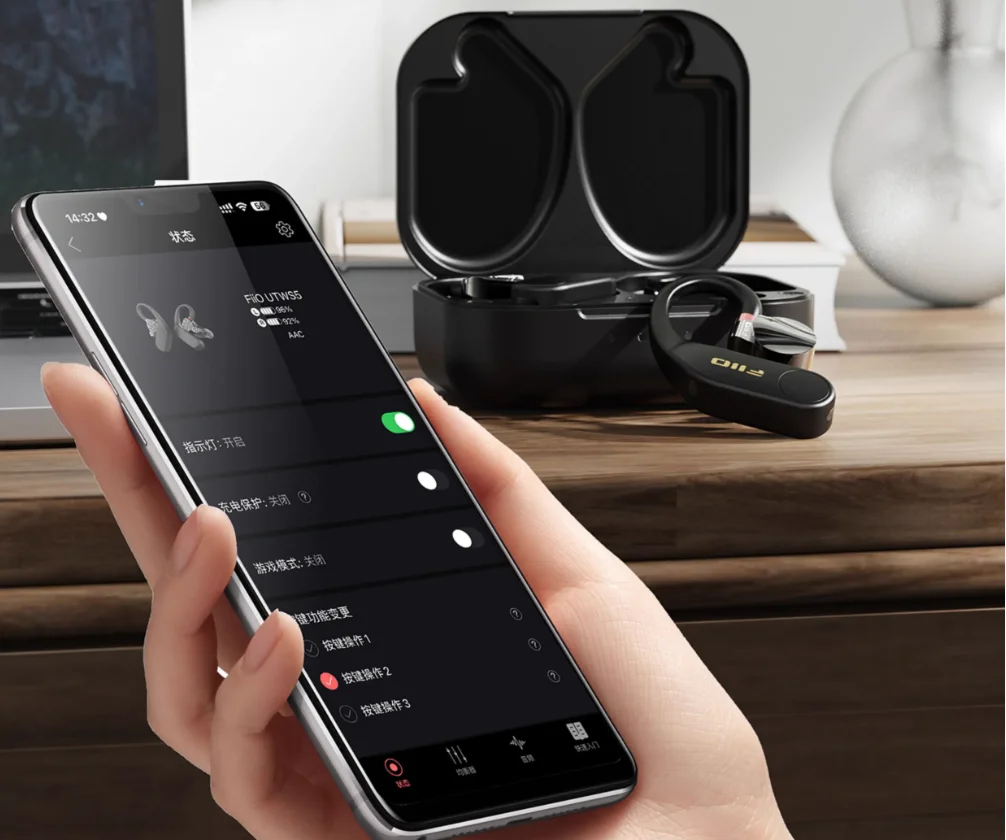 FiiO UTWS5 2025 Auricolari Bluetooth True Wireless Gancio e amplificatore per cuffie per IEM, LDAC ad alta risoluzione 96kHz/24bit -MMCX/0,78 2 pin