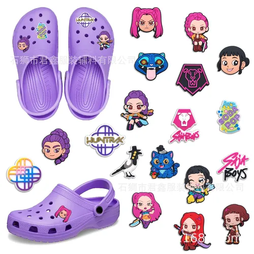 Imagen 2 del producto Popular K-POP de dibujos animados Demon Hunters, zuecos clásicos, adornos para zapatos, pulsera, regalo de fiesta, accesorios para zapatos