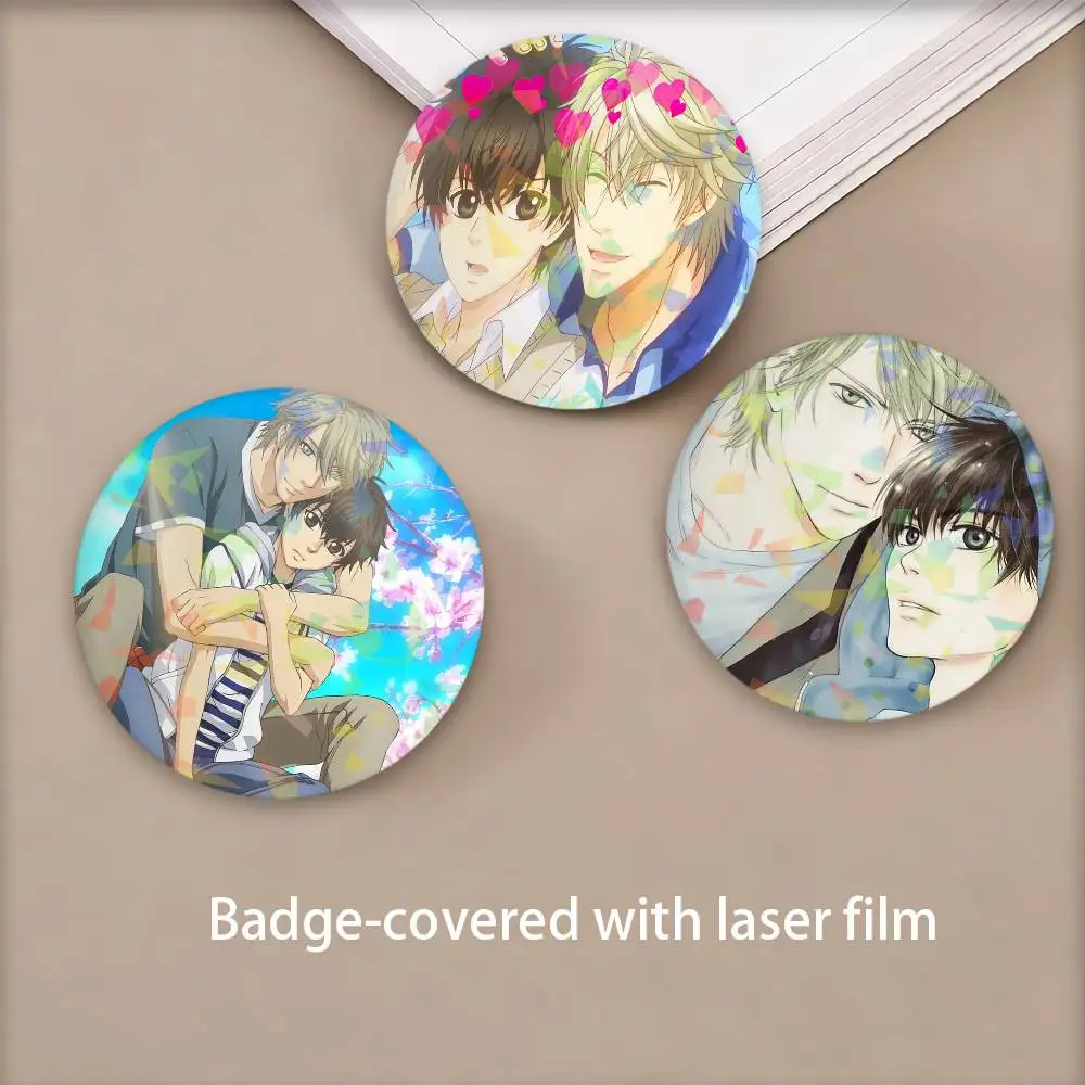 Anime Super Lovers Runde Laser Abzeichen Brosche Kleidung Rucksack Zubehör Revers Dekoration Geschenk