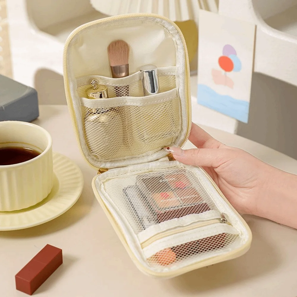 Multifunctional Portable Mini Storage Case Lightweight Zipper Makeup Bag Compact Heart-shaped Pattern Cosmetic Pouch Travel