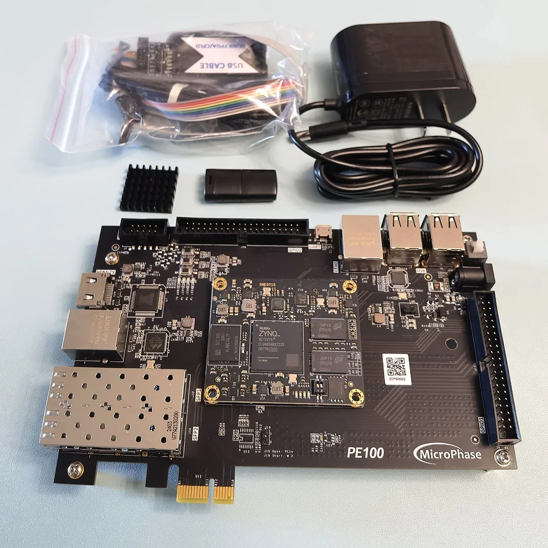 

Плата разработки FPGA Xilinx ZYNQ7000 SoC XC7Z015 PCle2.0 с оптоволоконным SFP Gigabit Ethernet UART USB2.0 HDMI-совместимая