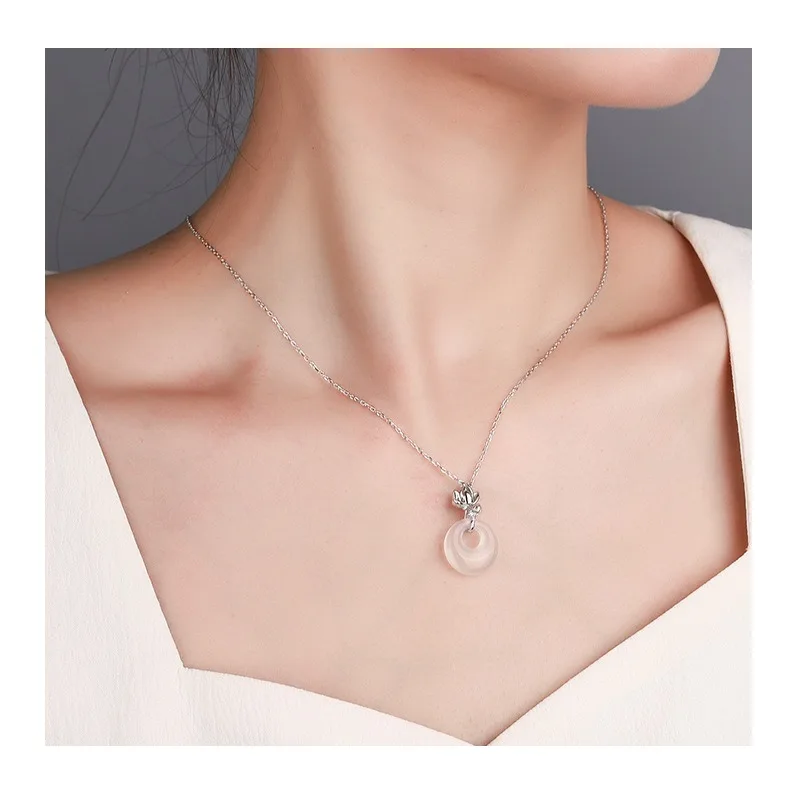 

Оригинальное ожерелье Kalaini с лотосом на удачу, универсальное, премиум-класса, нишевый дизайн