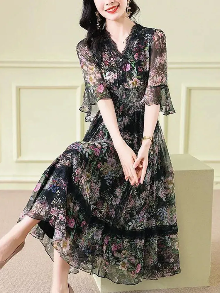 Silk Dress Ladies Summer 2024 New French V-neck Trumpet Sleeves Waist Slim Skirt High-end Silks Retro Floral Skirt