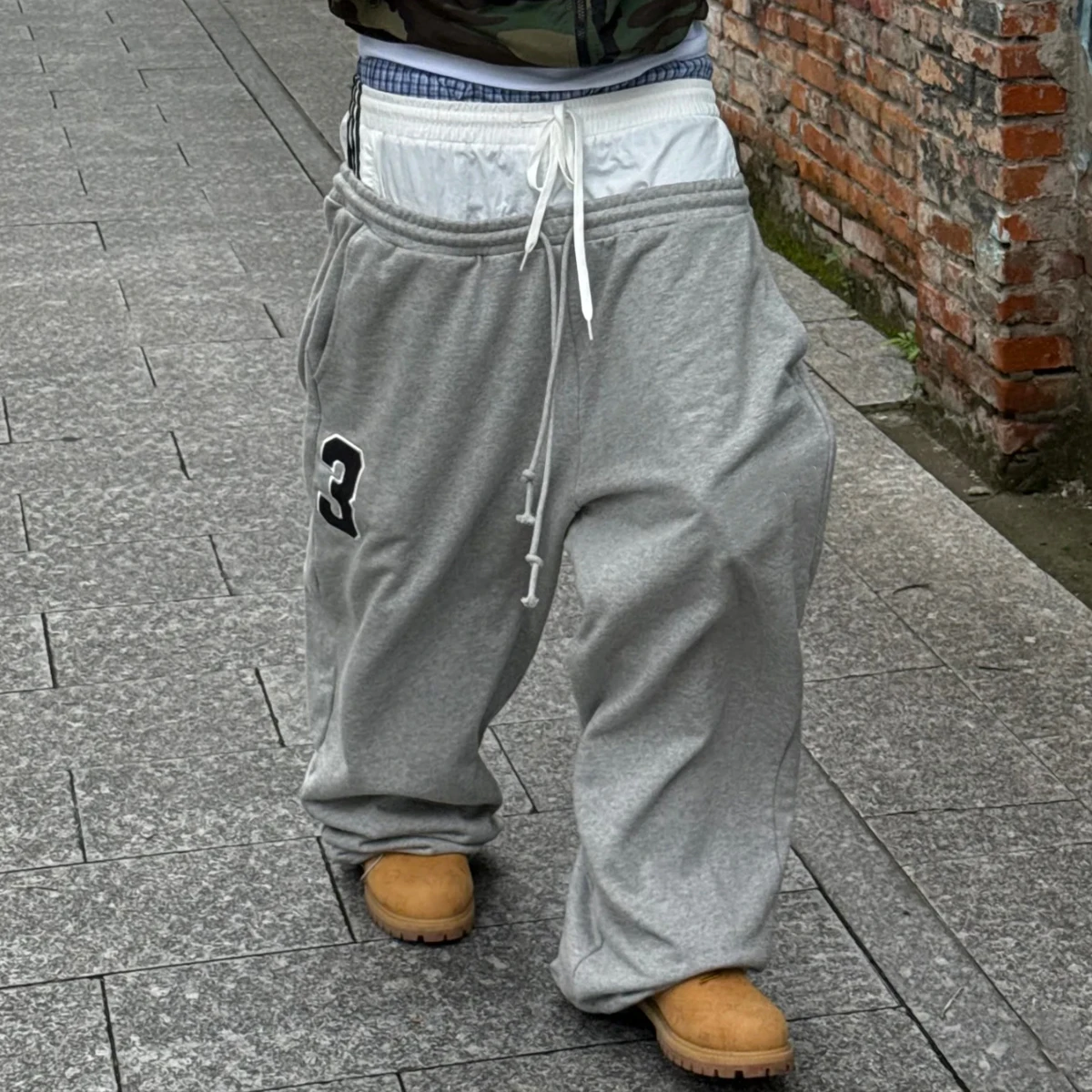 

NIGO мужские осенне-зимние повседневные спортивные штаны с тремя талиями и темной вышивкой, модные трендовые уличные брюки # NGTOP12154