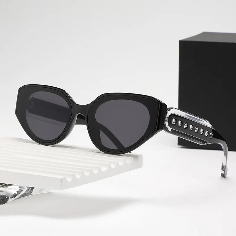 

Small Designer Cat Eye Women Sunglasses Brand Side Crystal Frame Luxury Glamour Ladies Sun Glasses UV400