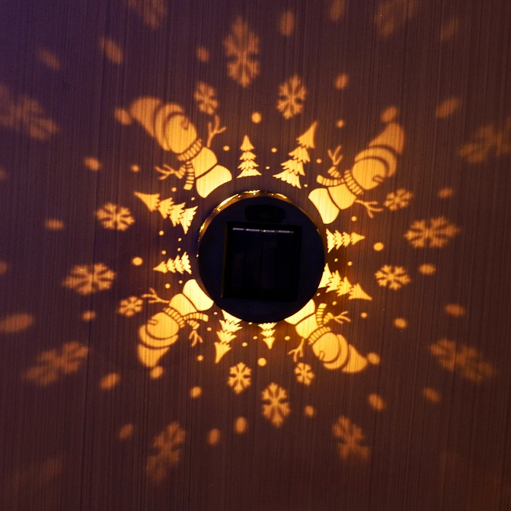Snowman Solar Wall and Fence Light LED Waterproof Christmas Decorative Lamp for Garden Porch Outdoor Holiday Yard Decoration