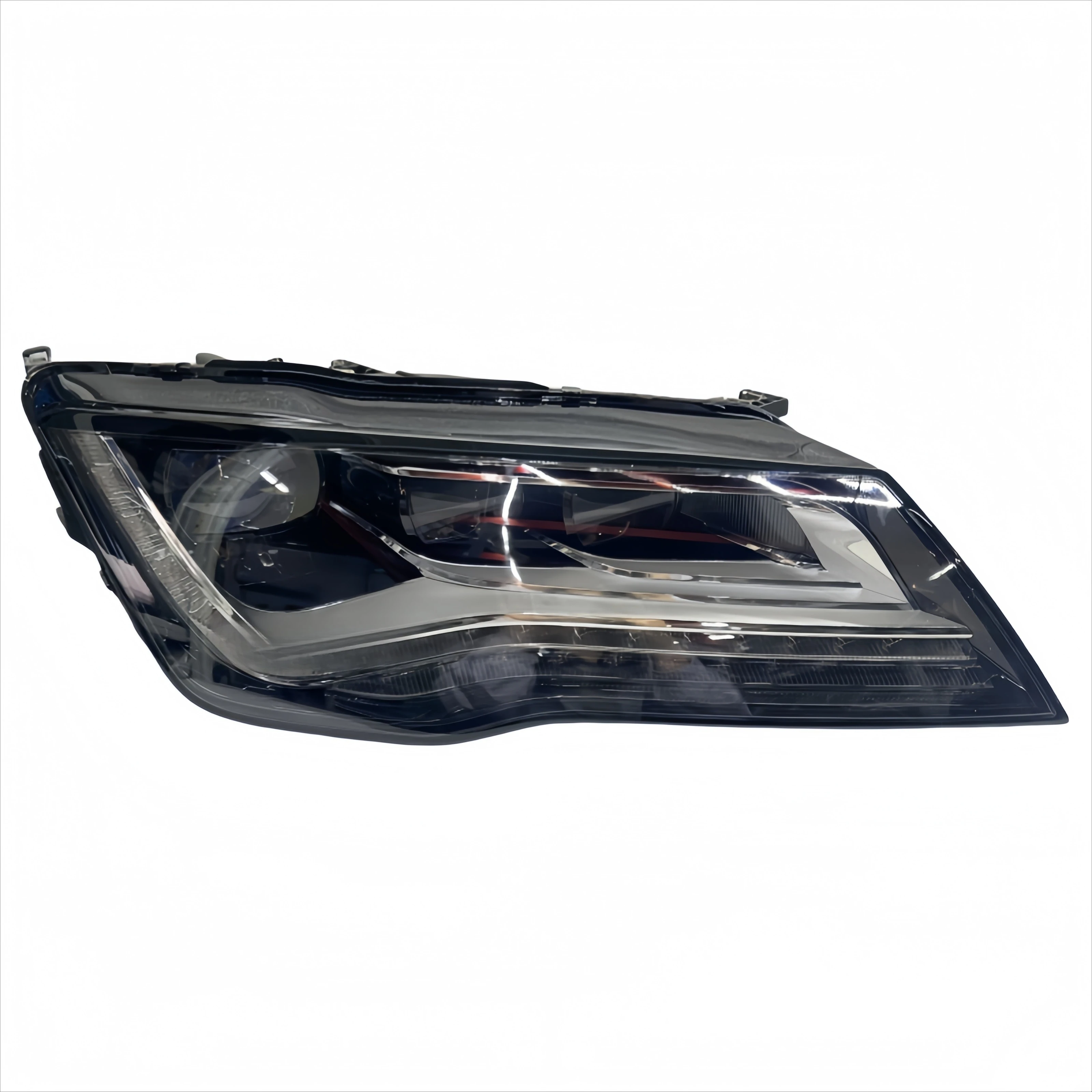 

Высококачественные автомобильные фары в системе освещения светодиодных фар A7 в сборе