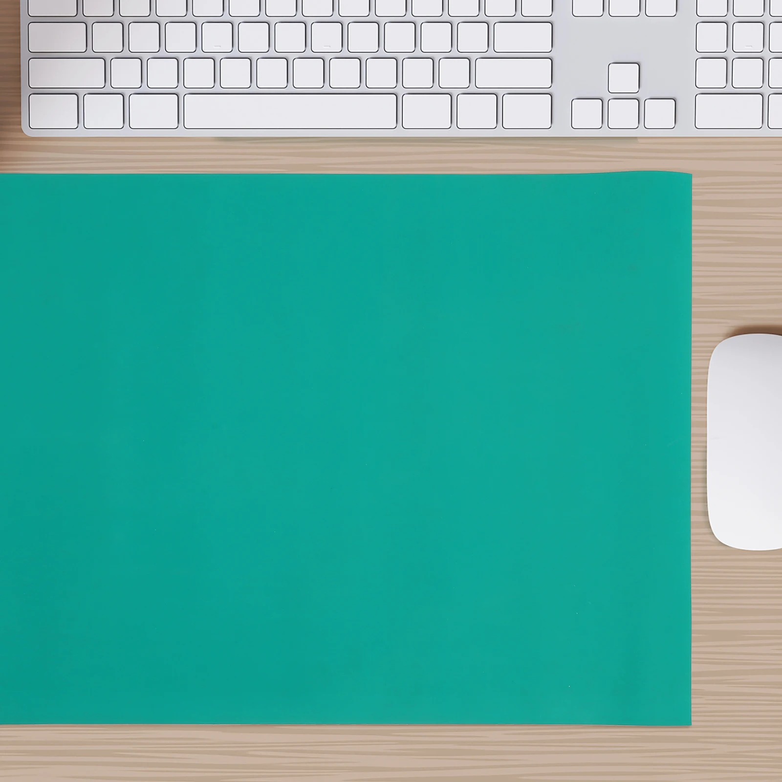 

Anti Static Table Mat 0.6x0.8m Green 2mm Thick Heat Resistant Workbench Pad Electronics Repair Soldering Rubber Mat Grounding