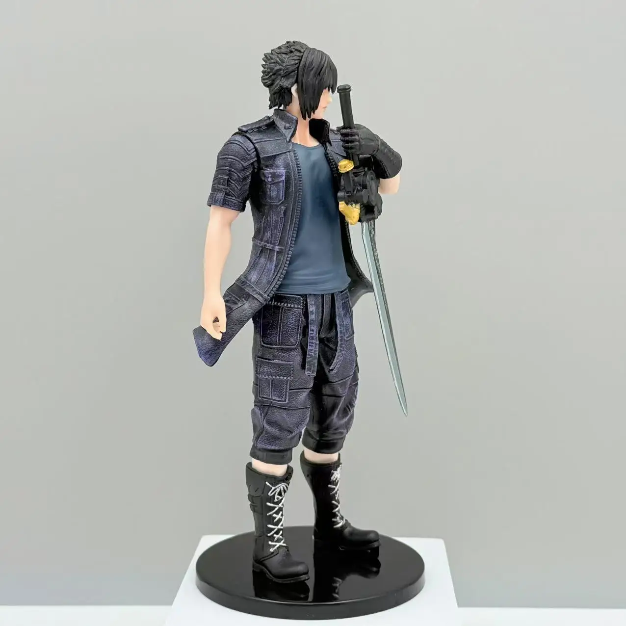 

Final Fantasy Collect Anime Figures Noctis Lucis Caelum Figures Doll 22cm Model Decor Action Figure Toys for Kids Christmas