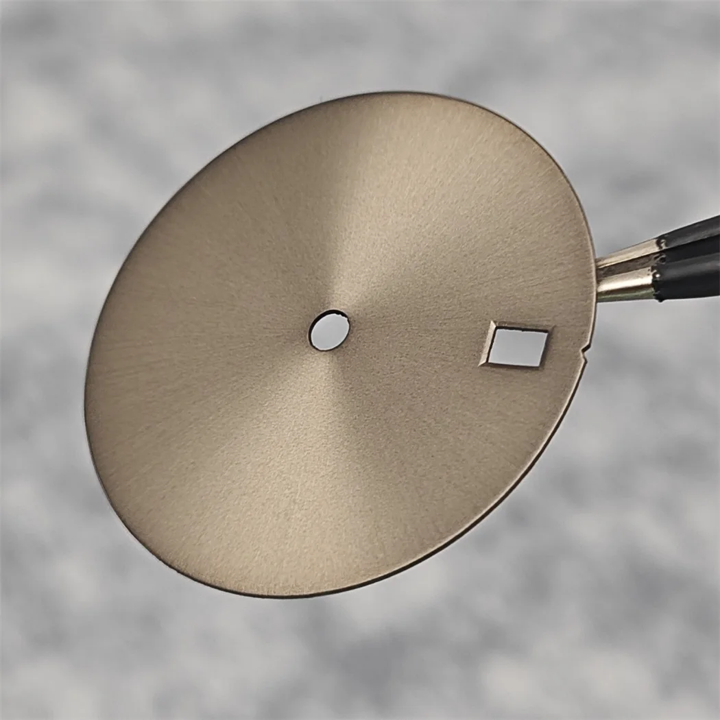 6 Solid Color Metal Watch Dial 28.5mm DIY Watch Faces for NH35/ NH36 Movement Watch Modification Accessories Customizable Dial