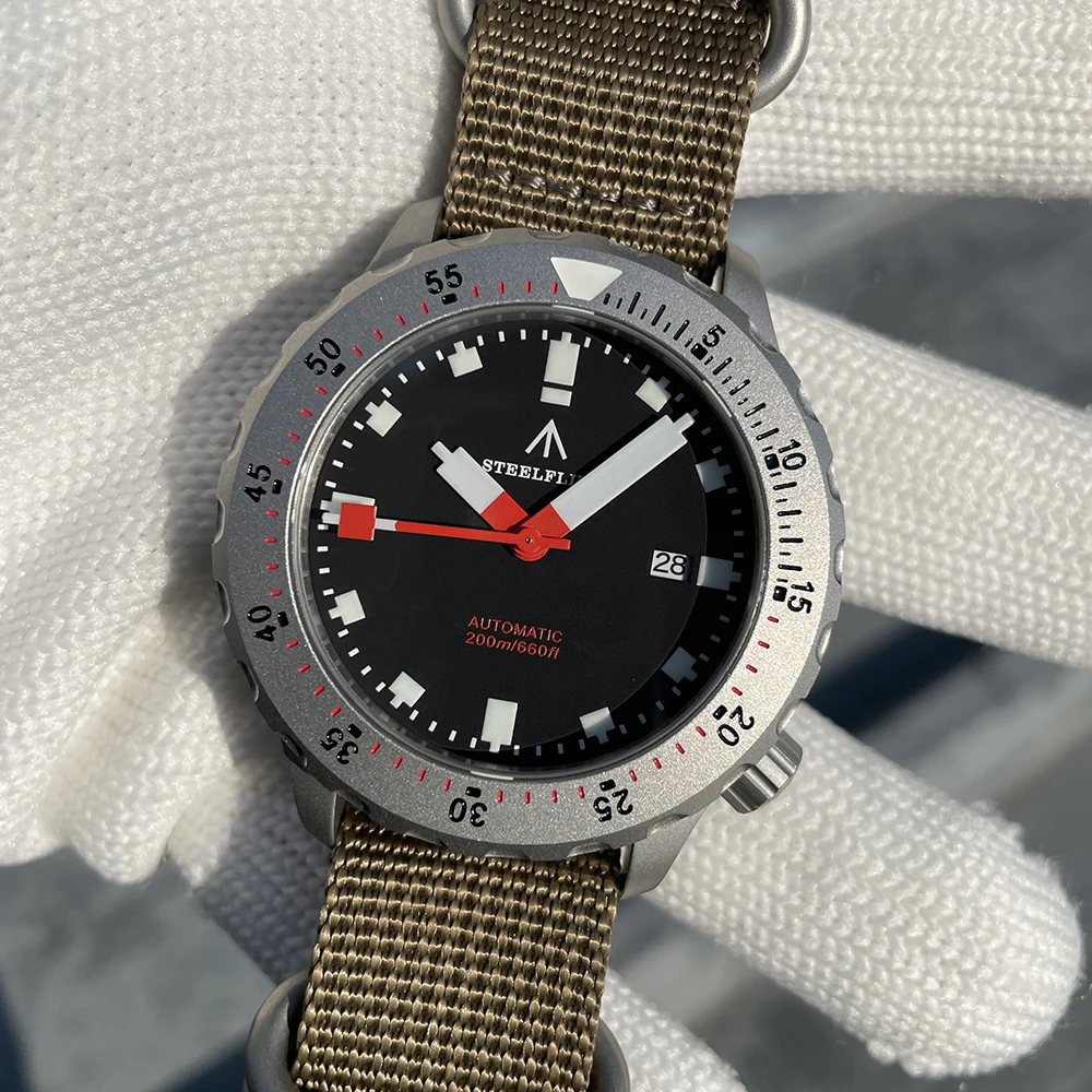 STEELFLIER Offizielle SF752 Mode Mechanische Armbanduhr NH35 Uhrwerk Super BGW9 Leuchtende 20Bar Wasserdichte Luxus Taucheruhren – Detail 15