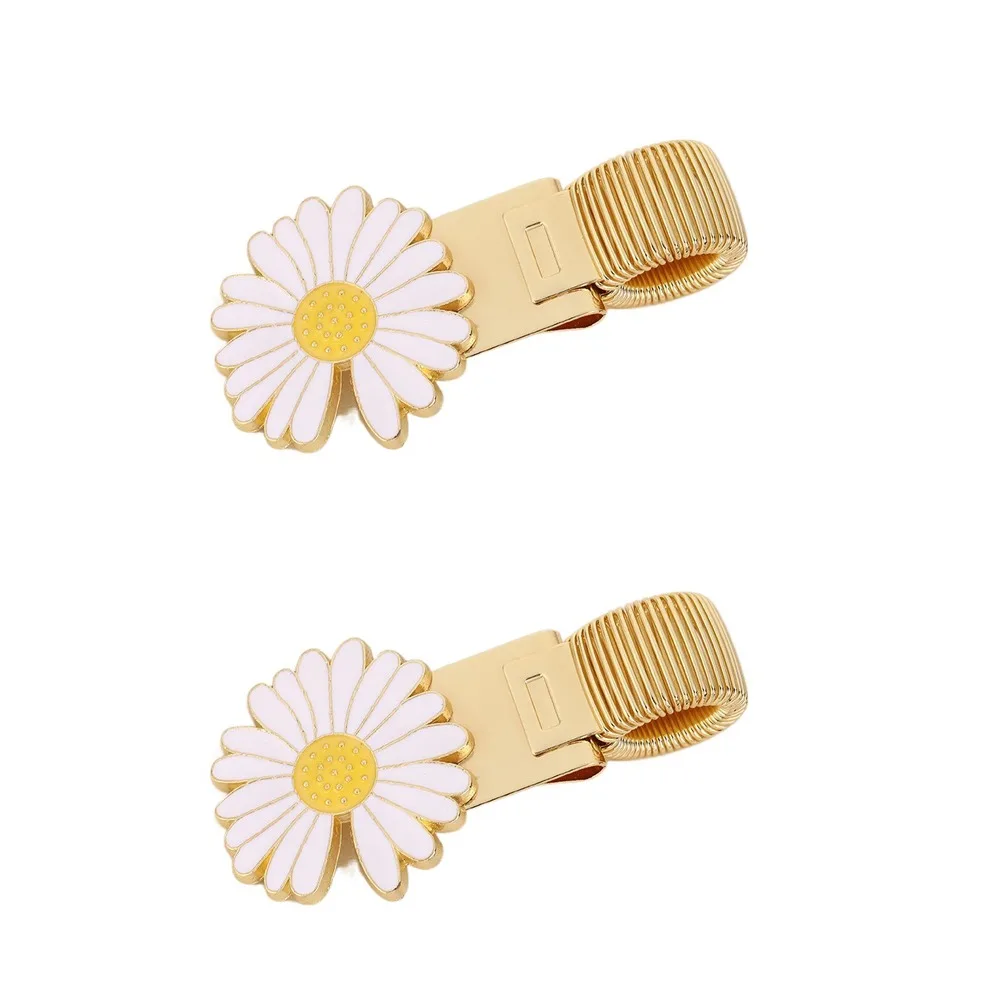 High-end Metal Bookmark Pen Clip Flower Daisy Magnet Clip Notebook Planner Accessories Reading Page Divider Gift