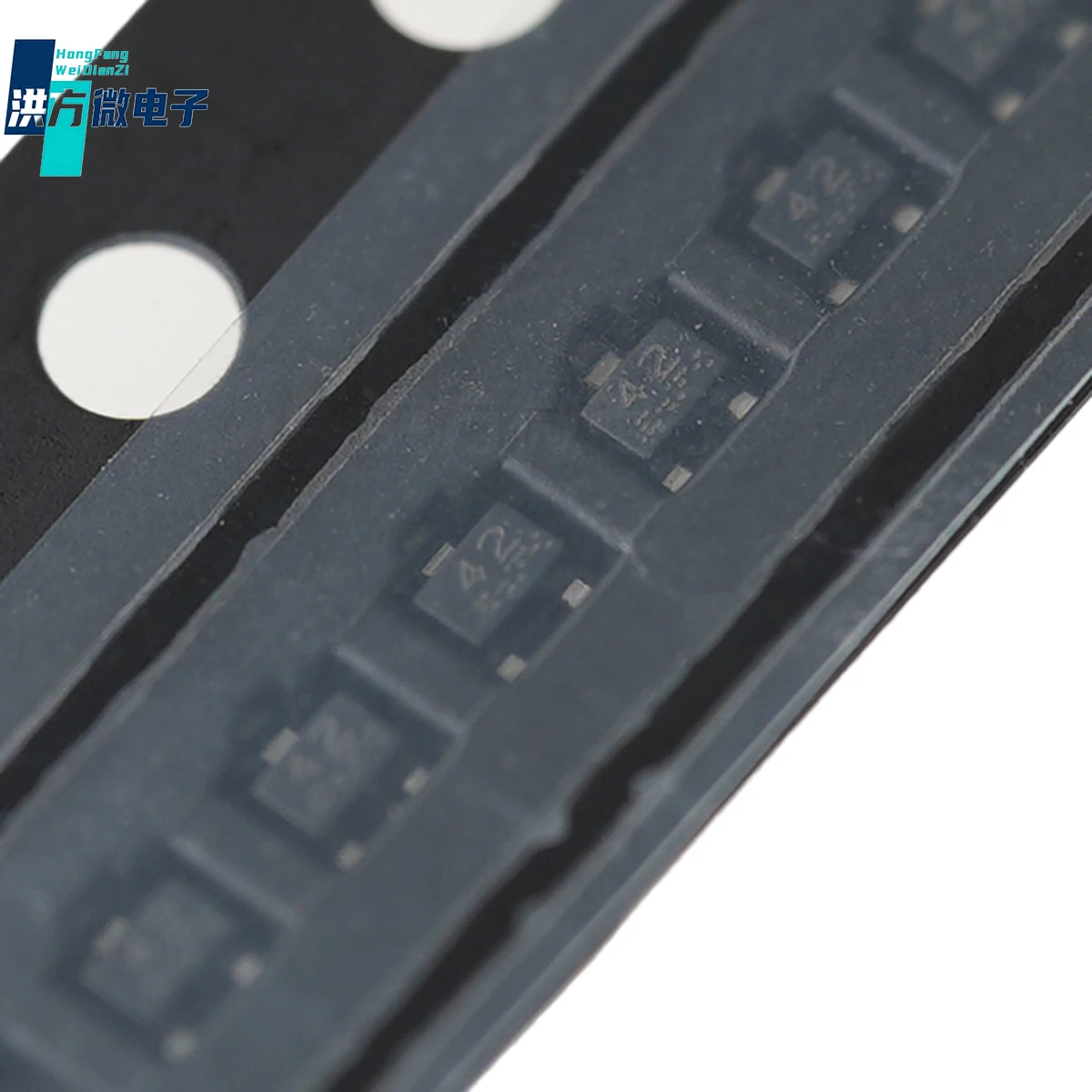 مقاوم متحيز للمحول الرقمي الأصلي ، مدمج ، من من من من من من ، من 50 فولت ، 100 مللا ، 1 NPN تحيز مسبق ، VMT3 SOT-، DTC043ZMT2L ، علامات: 42 ، 10-