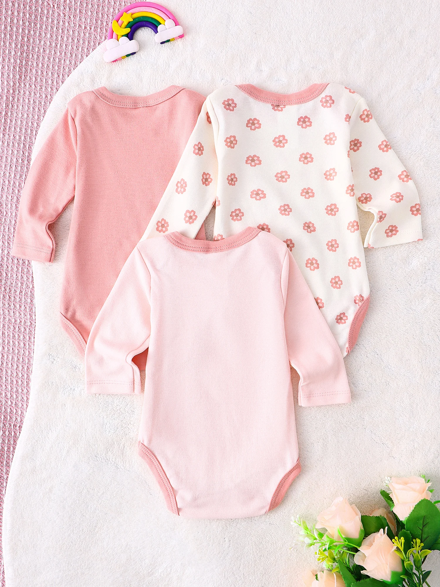 Babykleidung für Mädchen 3-teilig Baby-Mädchen-Strampler Neuer Stil Frühling/Herbst Langarm-Strampler aus Baumwollstoff Geeignet für 0-9 Monate – Detail 2