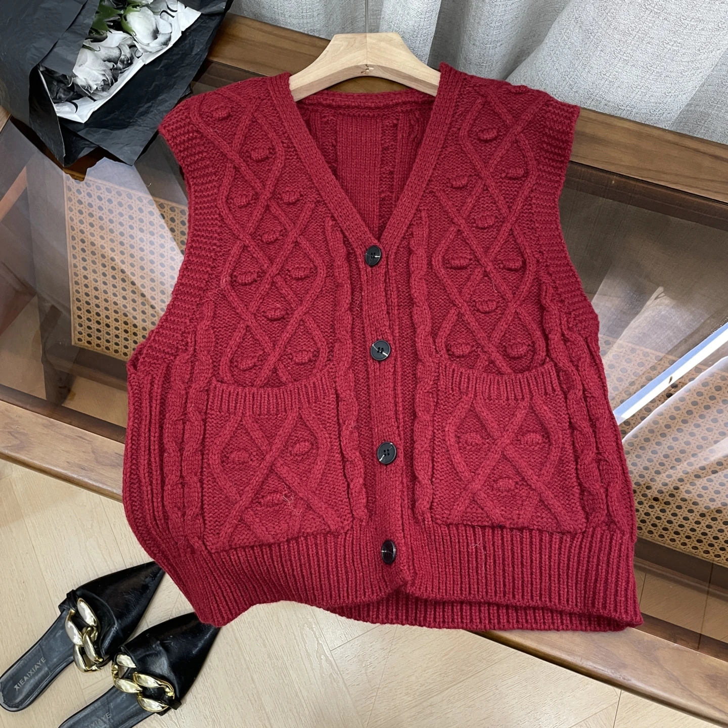 

Модный свитер-жилет с V-образным вырезом на одной пуговице, осенне-зимняя новинка, универсальный дизайн, прямой крой, длинный рукав