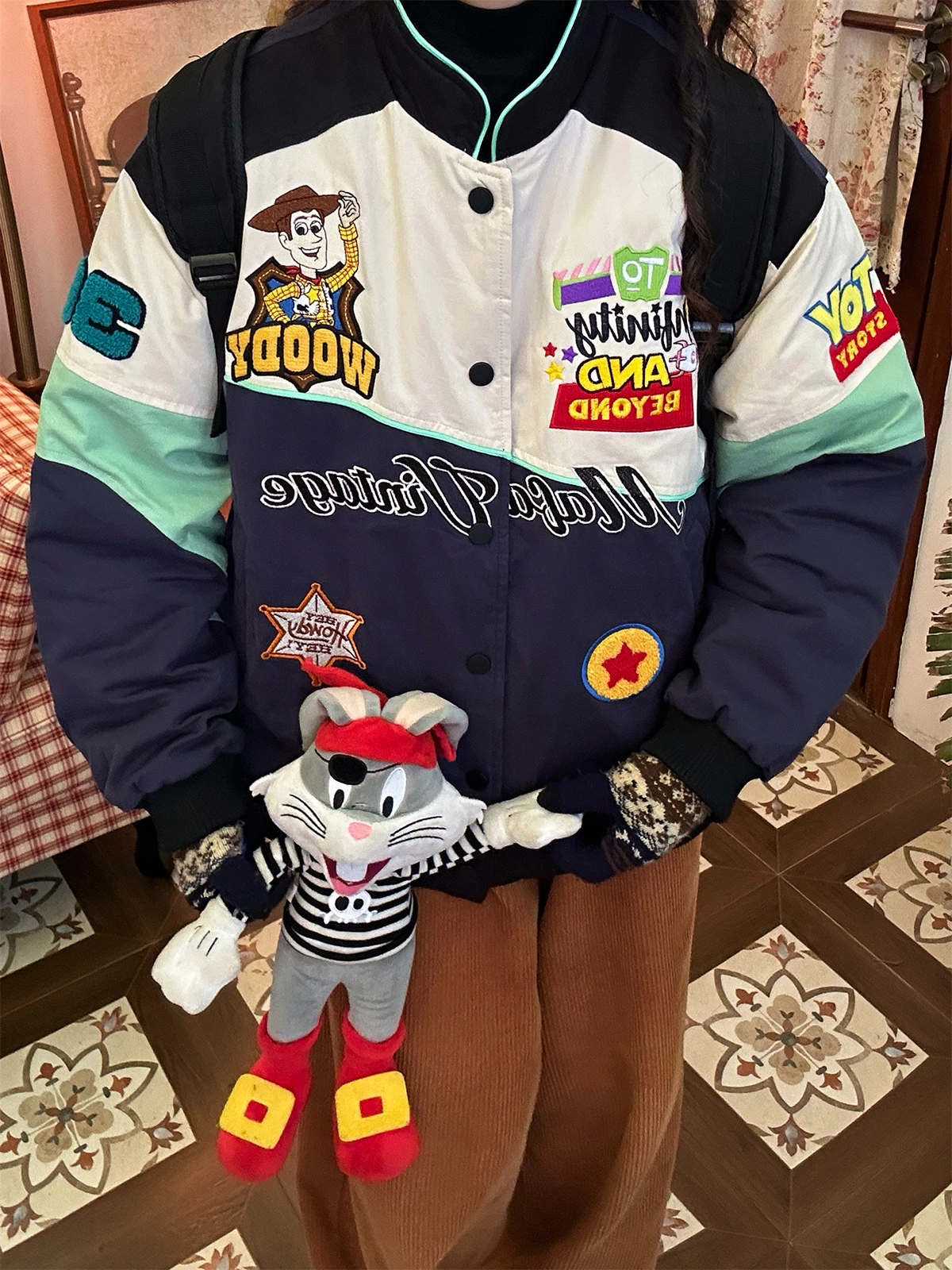 

Autumn Winter Thiened Warmth Baseball Jaet Loose Fit Cartoon Patchwork Embroidered Cotton Coat for Men And Women