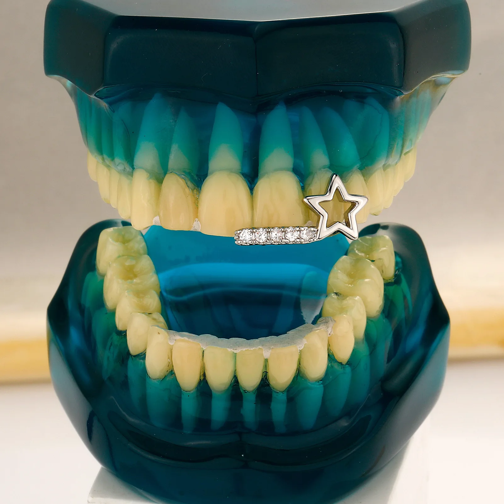 YOUNGX جديد صالح 2 قطعة/المجموعة مزدوجة الجوف ستار الأسنان قبعات للنساء الرجال Vintage الزركون الخماسي الأسنان الشوايات مجوهرات يمكن ارتداؤها يوميا