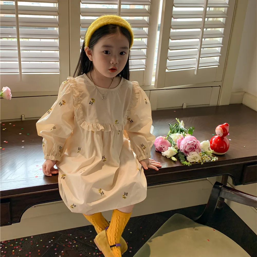 

2023 Autumn Baby Girls Embroidery Floral Long Sleeve Dresses Princess Black Color Dress 80-130