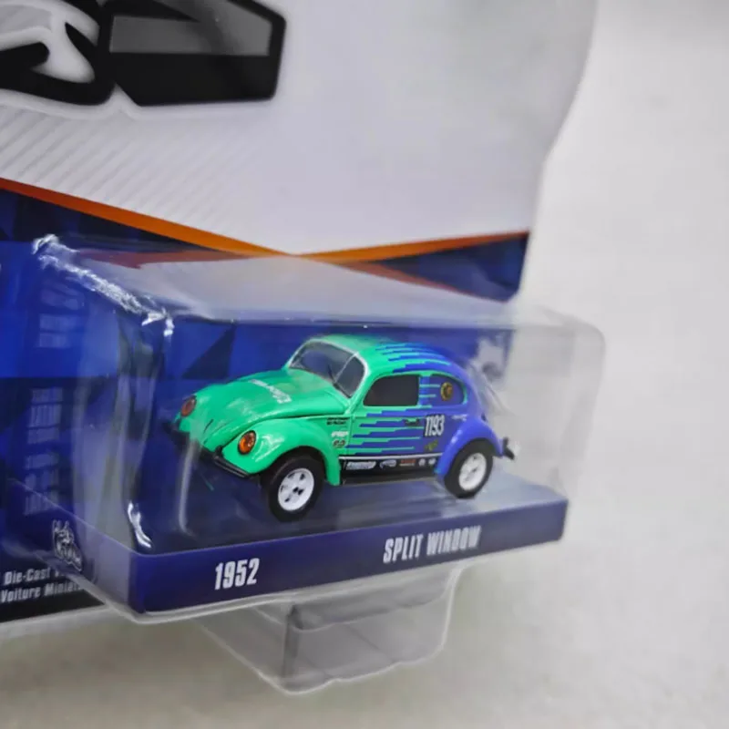 Greenlight moulé sous pression 1:64 1952 fenêtre fendue alliage Simulation modèle de voiture Collection statique décoré jouets de vacances Souvenir cadeau