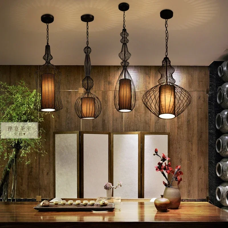 Lampe LED suspendue en forme d'oiseau, luminaire décoratif d'intérieur, idéal pour un salon de thé, un restaurant ou une table basse