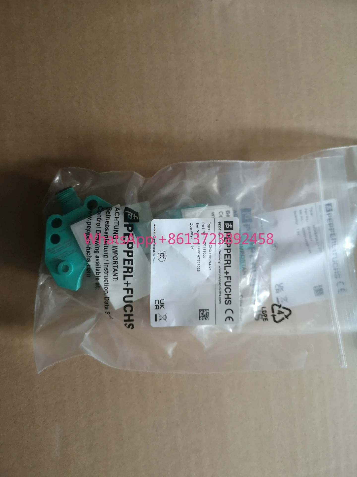 

Pepperl + Fuchs NCN3-F25-N4-V1
