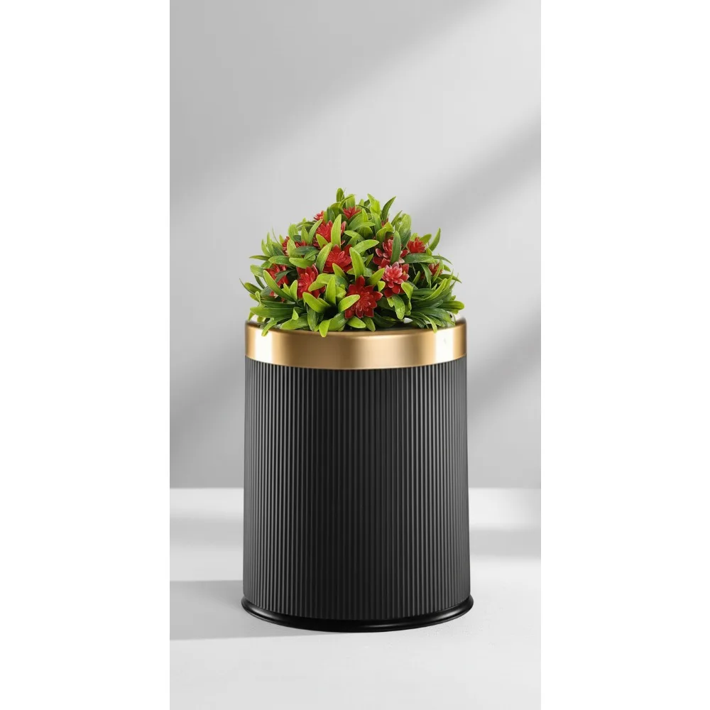 

Plant-Style Dog Poop Trash Can with Locking Lid - 2.6 Gal Outdoor Pet Waste Bin for Garden, Porch & Indoor Use