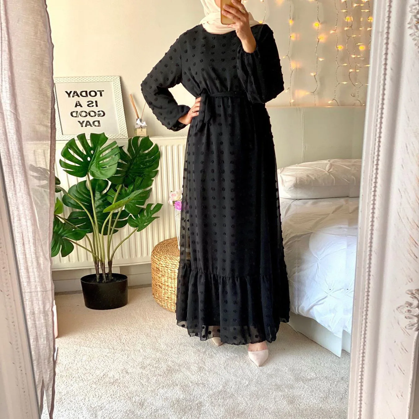 Three-dimensional Jacquard Muslim Abayas Fashion Women\'s Dress Fashion Middle Eastern Maxi Dress Solid Robe Caftan Muslim Dress