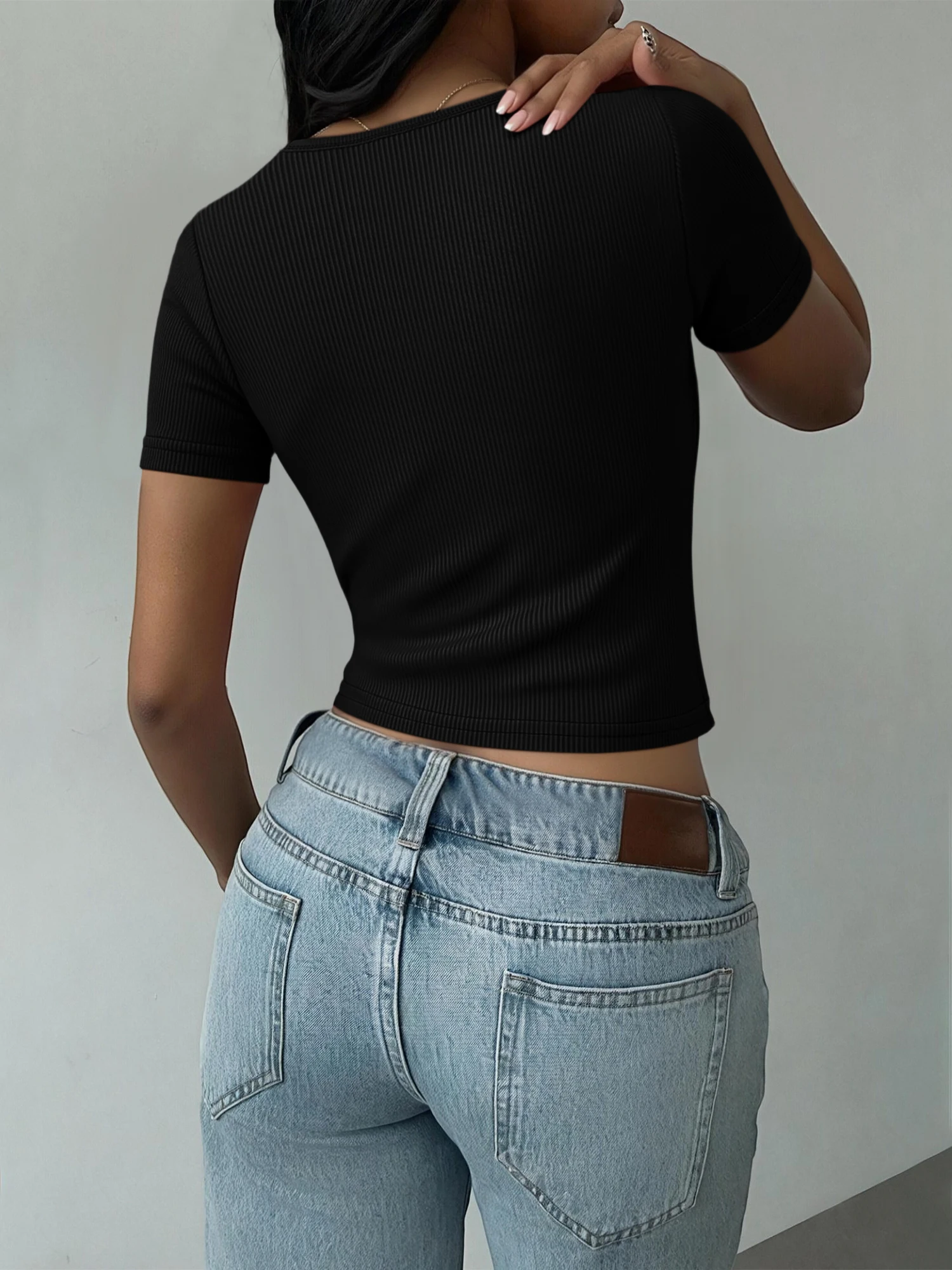 Ladies Vintage Y2K Aesthetic Body‑Hugging Short Sleeve Crop Blouse Square Neck Henley Buttons Ribbed Knit Casual Street Tops