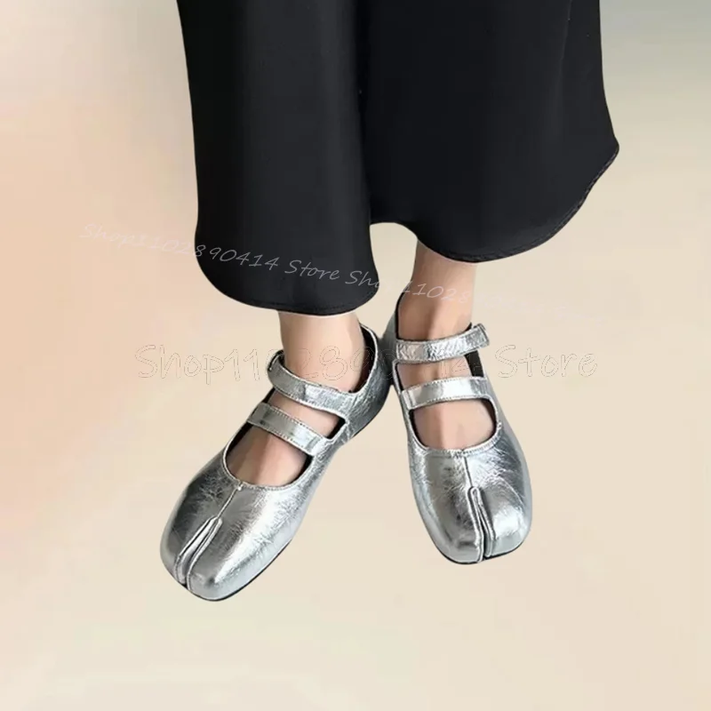 

Silver Crack Pattern Flip Flop Pumps Ankle Buckle Strap Women Shoes Low Top Fashion Party Feast Banquet 2024 Zapatos Para Mujere