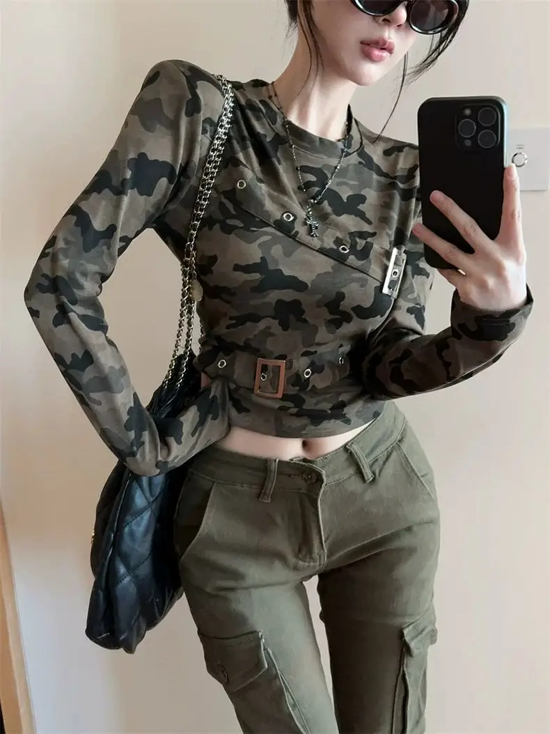 Taktische Camouflage Langarm-T-Shirts für Damen Herbst Coquette Sexy Y2K Top mit Gürtel Trendige Mode Übergroße Figurbetonte Basic-Tees – Detail 8