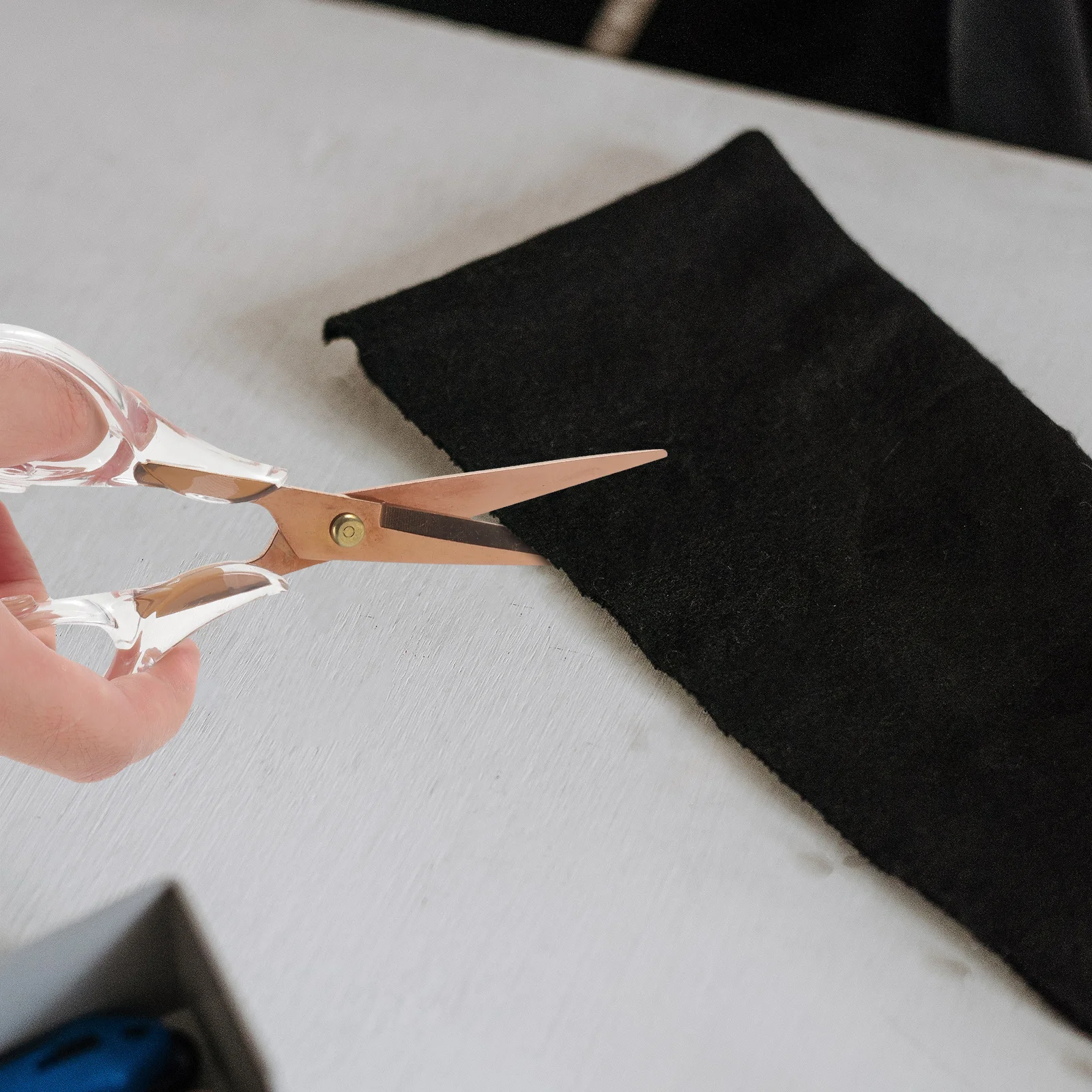 

1pc Stainless Steel Scissor Multifunctional Sewing Tool For Craft Thread Cutting Yarn Shears Tailor Embroidery Office Scissor