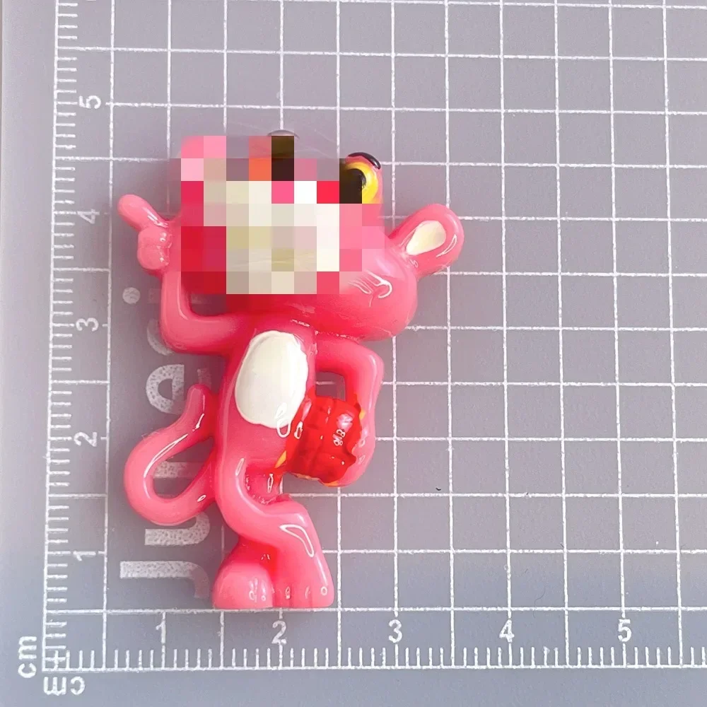 5 Stück Cartoon helle süße rosa Leopardenpuppe Cartoon-Figur Miniatur-DIY-Bastelbedarf Harz Flatback-Cabochons