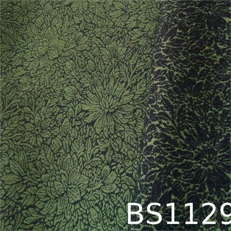 Three-dimensional relief jacquard fabric new Chinese-style chrysanthemum dark pattern woven dress men's and women's suit