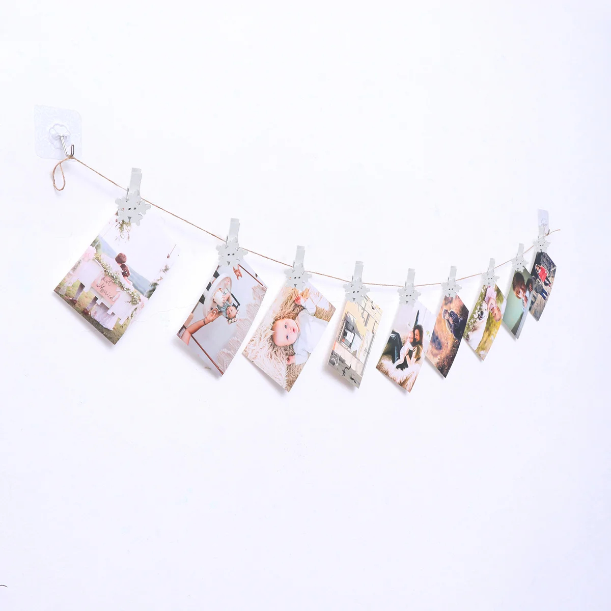 

30Pcs Wooden Photo Clips Snowflake Design Christmas Pegs Memo Holder Christmas Photo Pins Decoration for Home Wedding