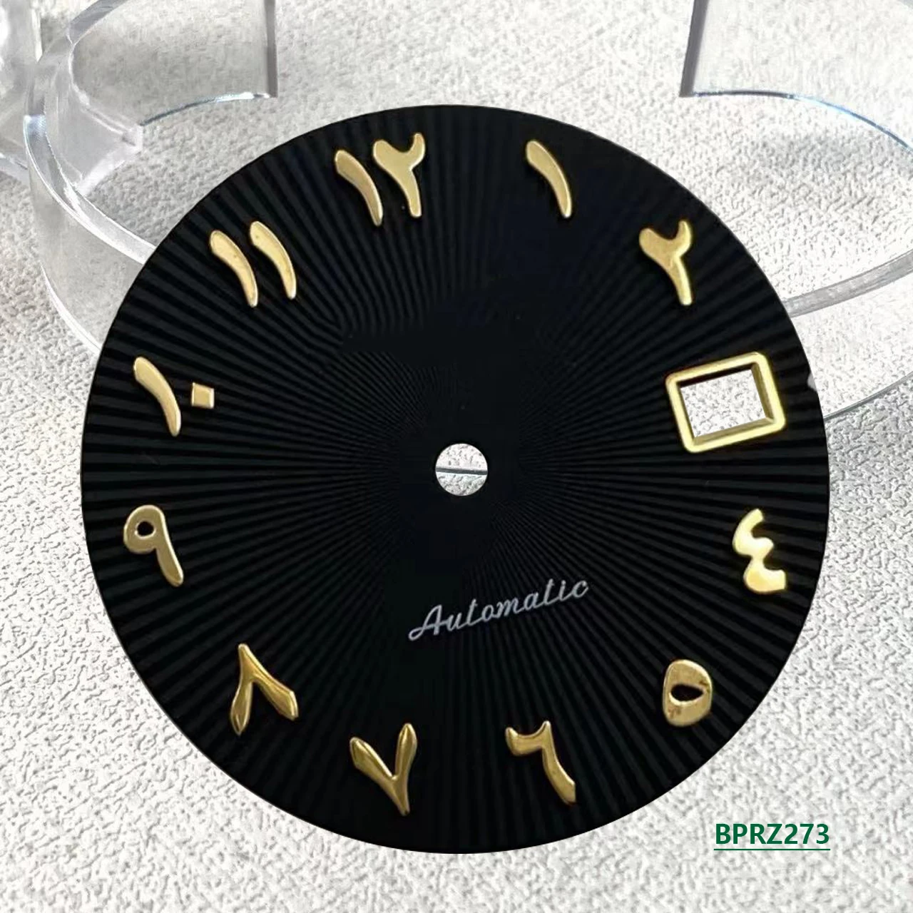 28.5mm non luminous S logo Sing window Arabic dial NH35 automatic movement Single skylight green hot selling S logo Arabic dial