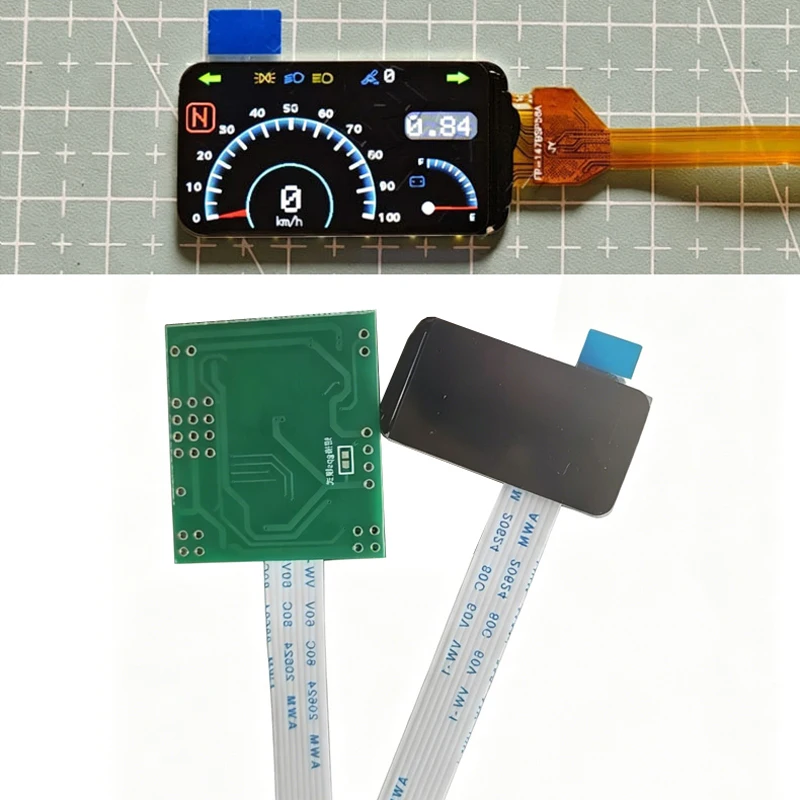 

Realistic 1.47inch Instrument Cluster Model with Dynamic Light Control Cockpit Interior Dashboard Display for RC Crawler/Car