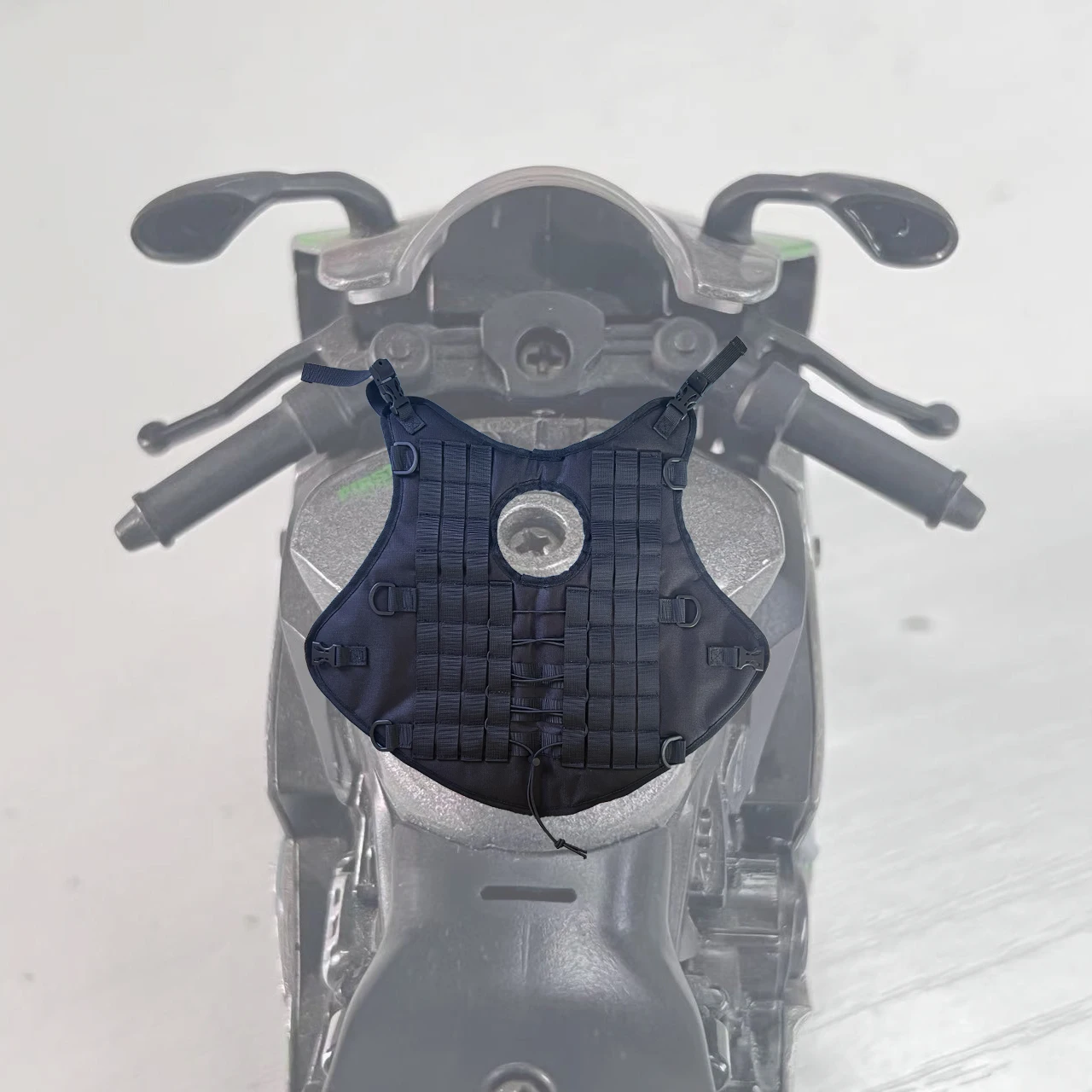 Motorcycle universal fuel tank, vest oil tank, bag mounting base, personalized DIY waterproof and sun proof thickened base,