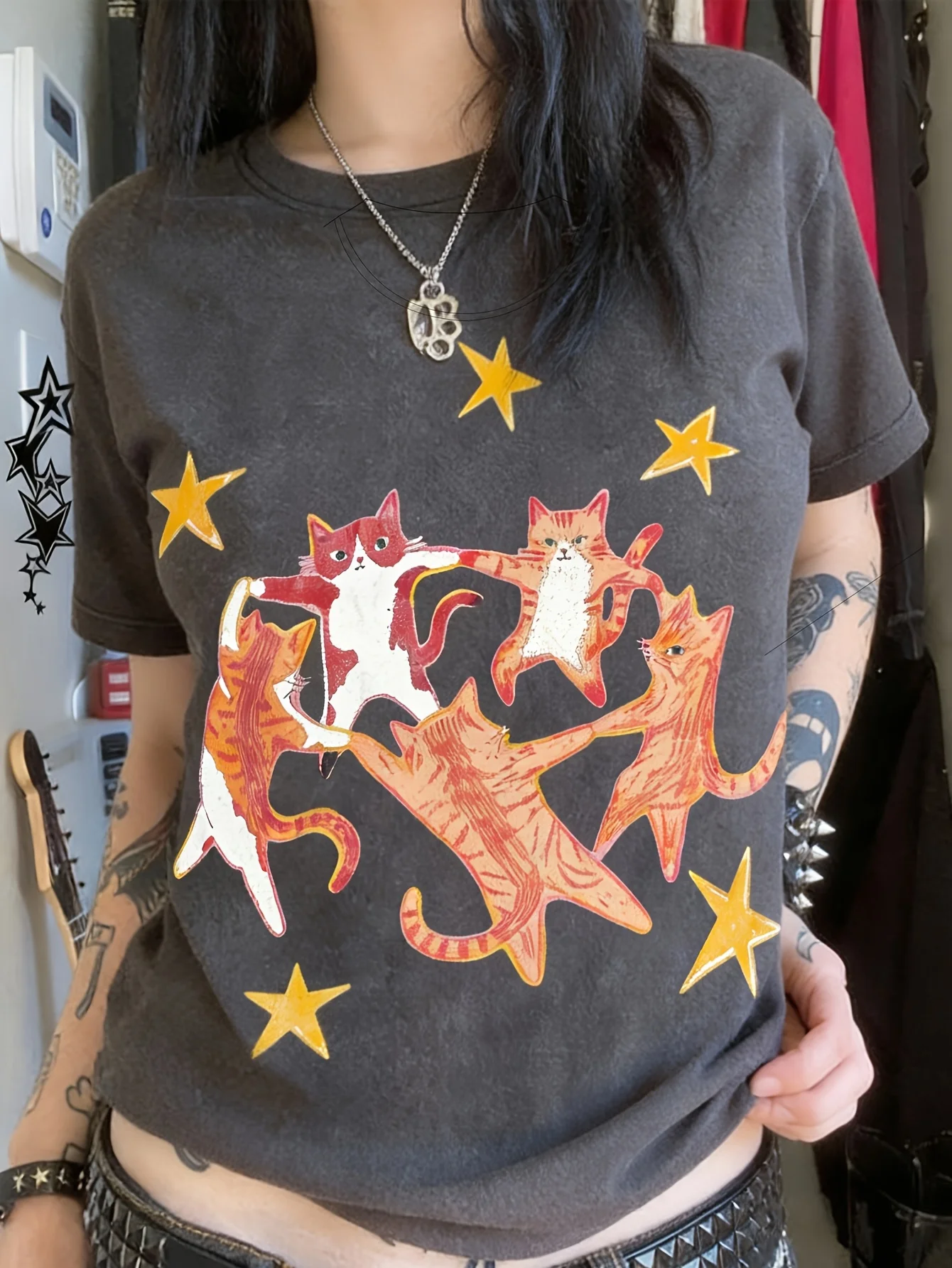 New Summer Hip-hop T-shirt Y2K Dancing Cat and Star Print Short-sleeved Vintage Street Tee Casual Loose Fashion T Shirts Unisex