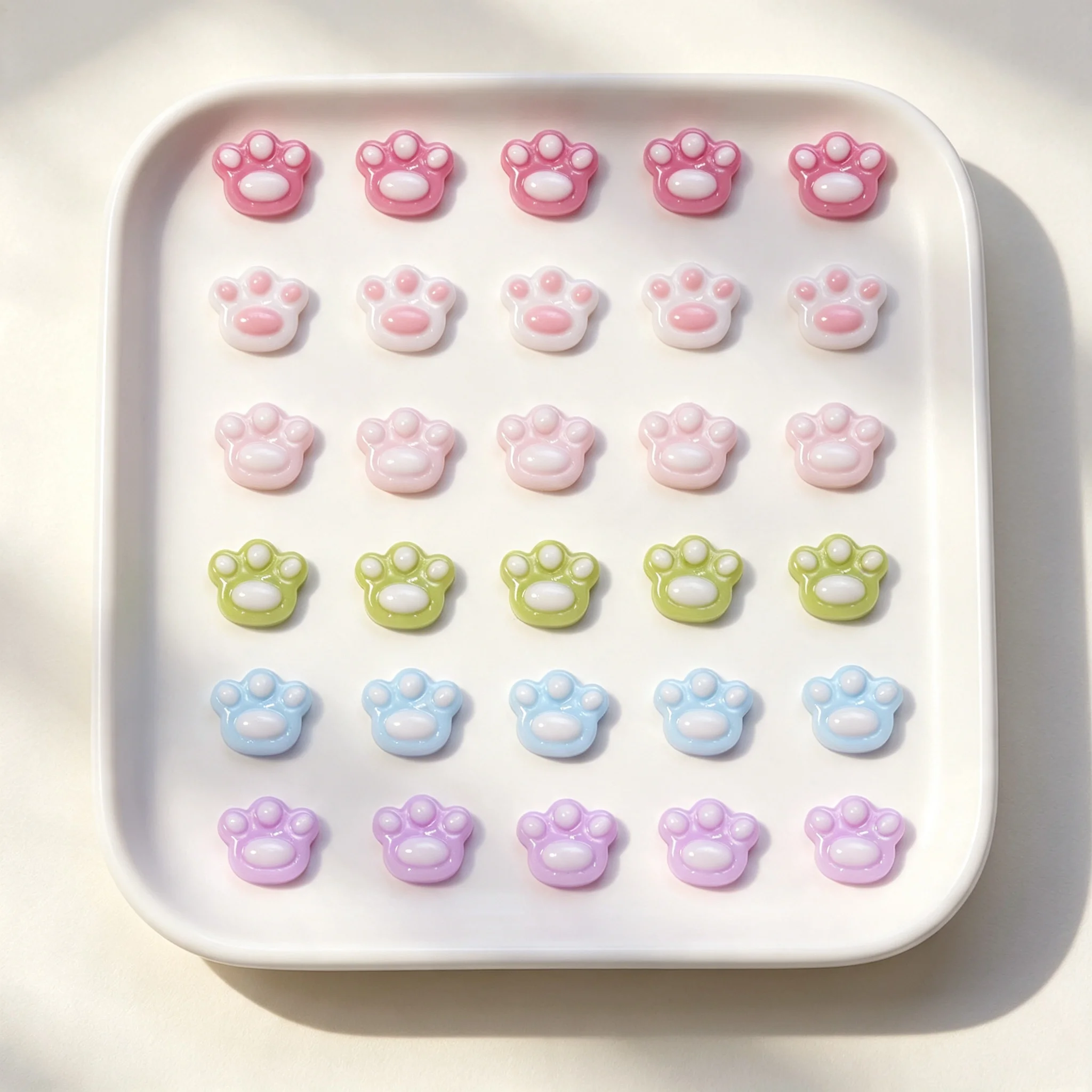 50Pcs 3D Mixed Resin Cat Paw Nail Charms Cute Cartoon Paw Print Nail Decoration Kawaii Animal Paw Design DIY Manicure Supplies