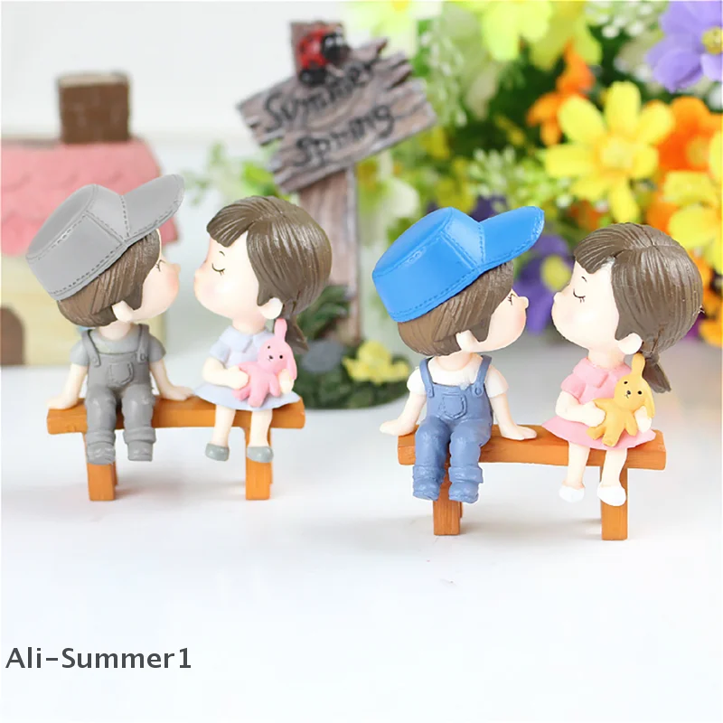 【E】2pcs Valentines Day Gift for Girlfriend Boyfriend Lovers Couple Kiss Resin Doll Wedding Gifts for Guests Bridesmaids Gifts