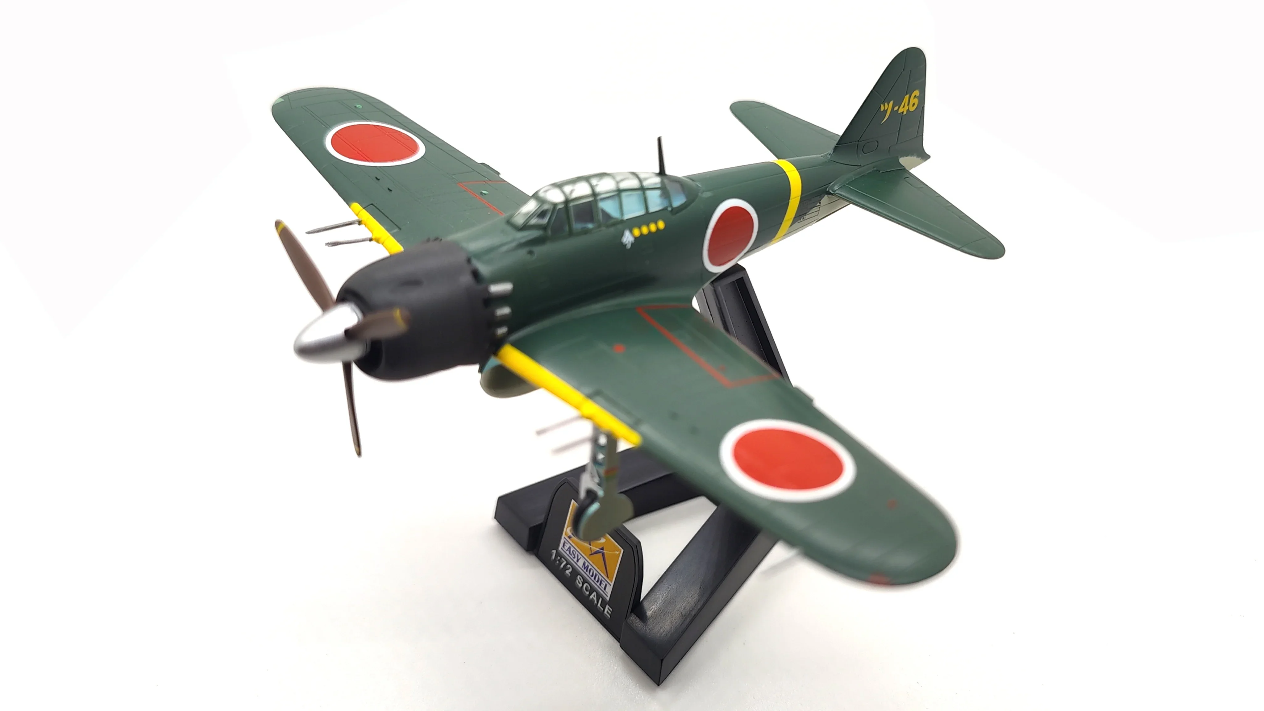 Out-of-print EM36352 1:72 Japanese A6M5 Zero fighter model  Finished product collection model