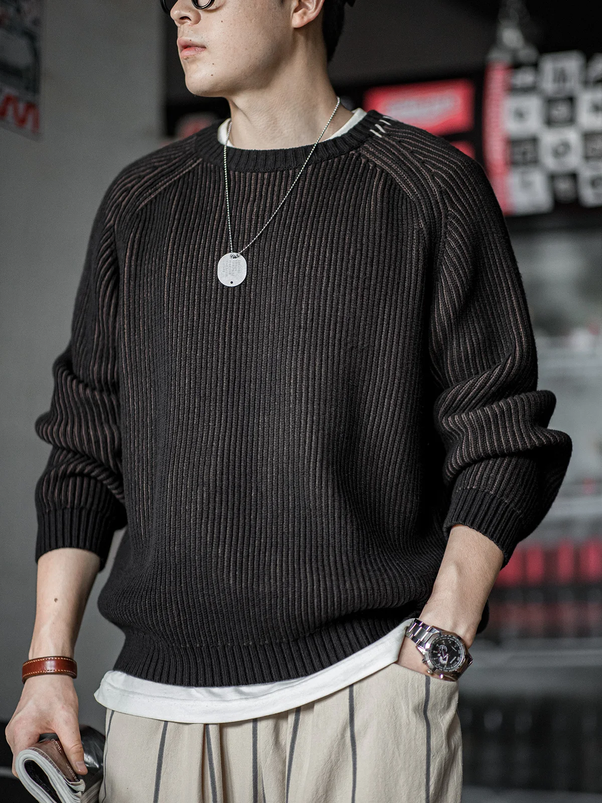 

Мужской утепленный вязаный свитер Maden в американском ретро-стиле с полосками, круглым вырезом и утолщенными плечами, осенне-зимний