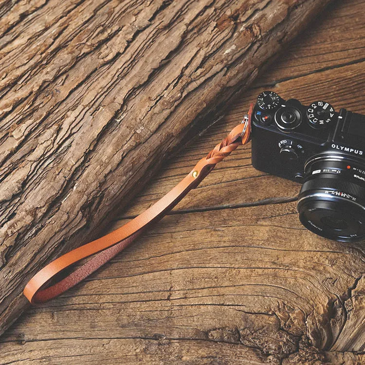 Handmade leather camera strap vegetable tanned cowhide camera wrist strap  (Weaving)