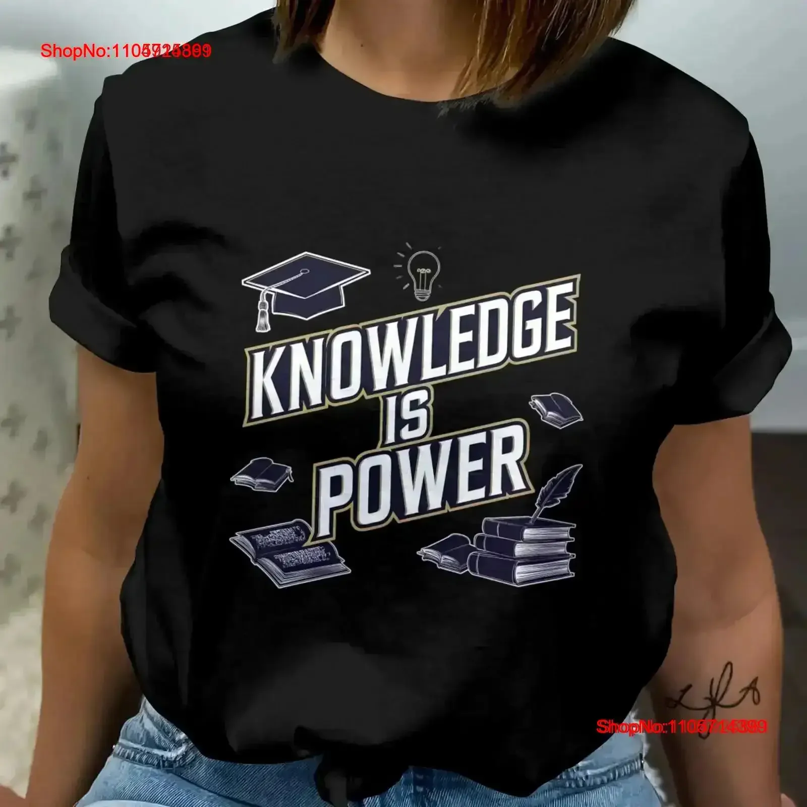 T-shirt « La Connaissance Est de la Puissance » pour les Amateurs de Livres, les Enseignants, Citation Motivante sur l'Éducation, Style Vintage Délavé, Idéal pour le Quotidien