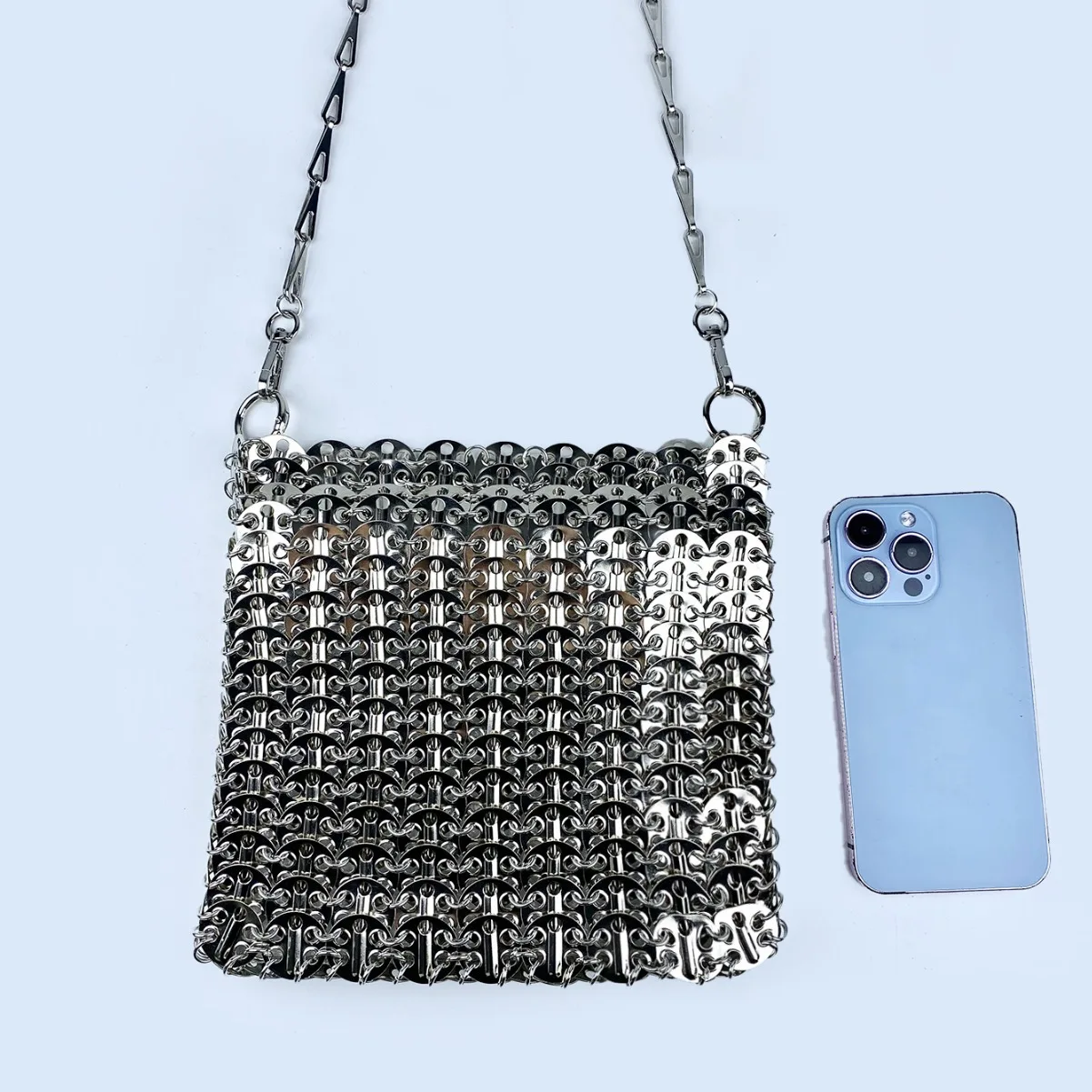 

Metallic Sequins Women Shoulder Bag Silver Sheetmetal Woven Handbags Luxury Party Evening Bag Hollow Crossbody Bags for Women