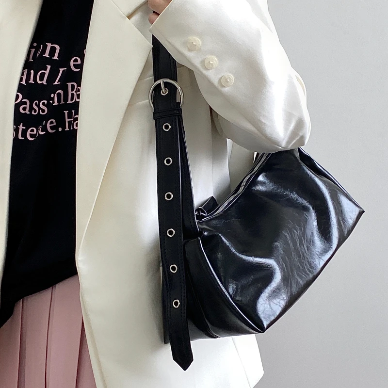 Solid Color PU Leather Women\'s Shoulder Bags Fashion Cool Girls Underarm Bag Simple Crossbody Bag Casual Female Tote Handbags