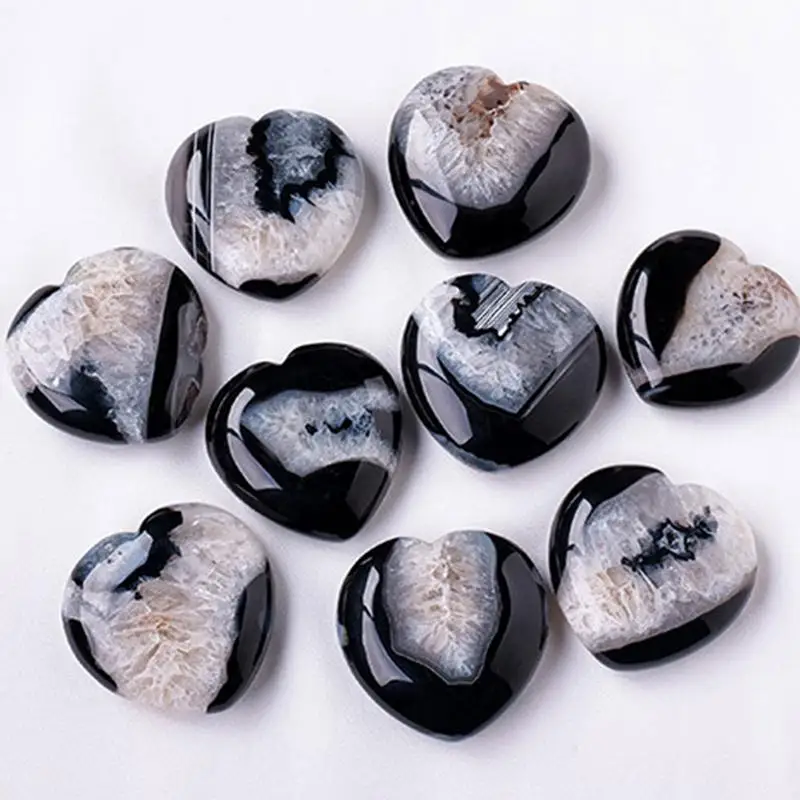 Black Agate Decor Natural Crystal Heart Decoration Elegant Desk Decor For Meditation Portable Home Ornament For Relaxation