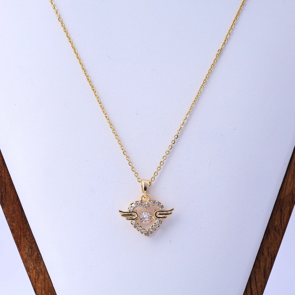 قلادة أنيقة للنساء: مجوهرات نحاسية مطلية بالذهب عيار 18 قيراط مع قلادة من الزركون على شكل 8، زخرفة عصرية لـ St متعددة الاستخدامات