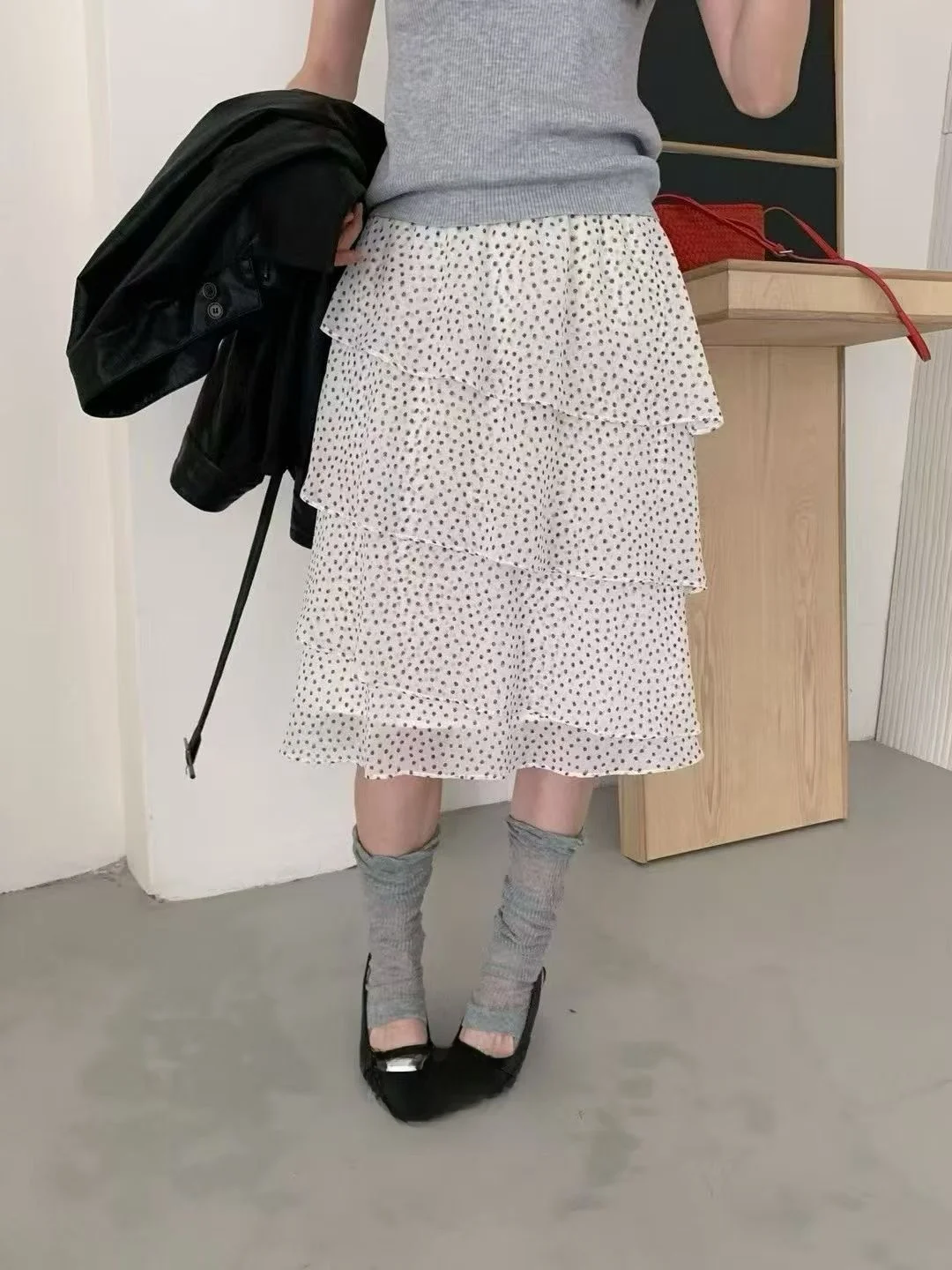 

Весна 2026: Новая женская юбка-миди в корейском стиле с волнистым узором в горошек, свободного кроя, на резинке, из тюля, многослойная, в стиле «фея»