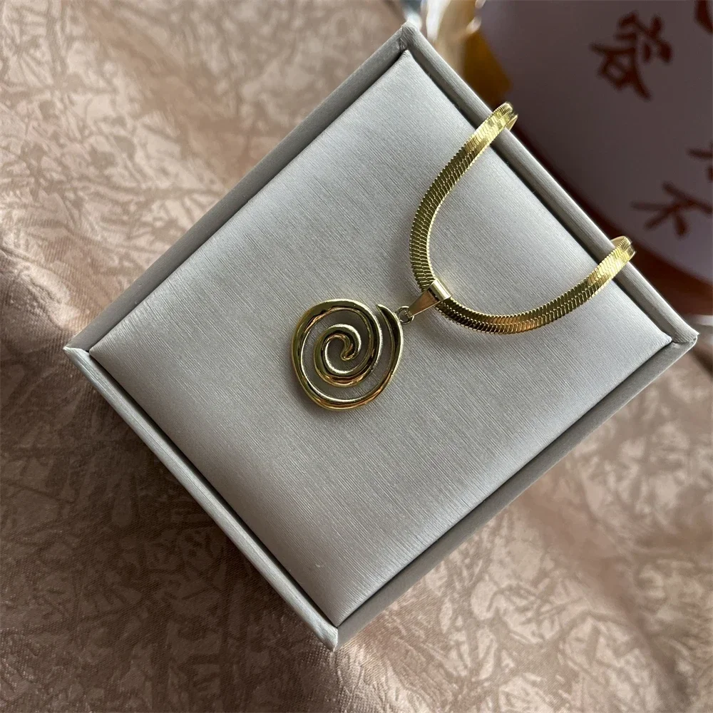Fashion Simple Stainless Steel Gold/Silver Color Vortex Swirl Pendant Necklaces For Women Jewelry Accessories Party Gifts